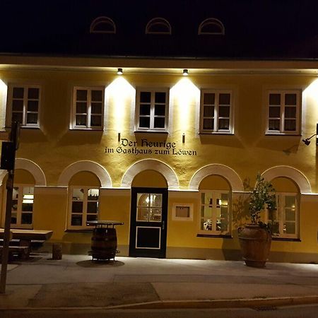 פרייזינג Der Heurige Im Gasthaus Zum Loewen מראה חיצוני תמונה