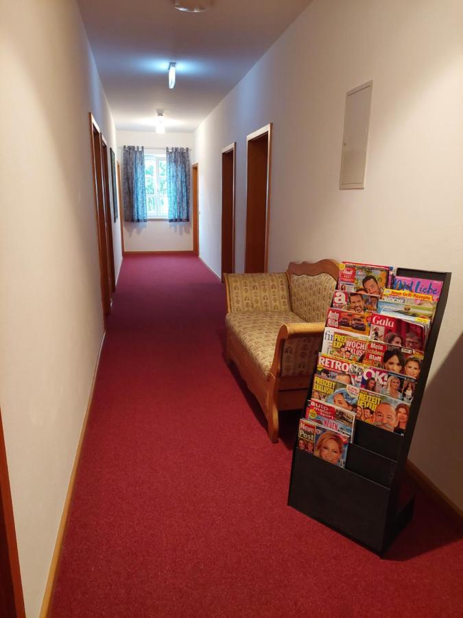 פרייזינג Der Heurige Im Gasthaus Zum Loewen מראה חיצוני תמונה
