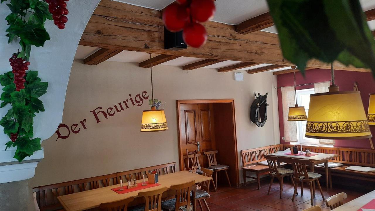 פרייזינג Der Heurige Im Gasthaus Zum Loewen מראה חיצוני תמונה